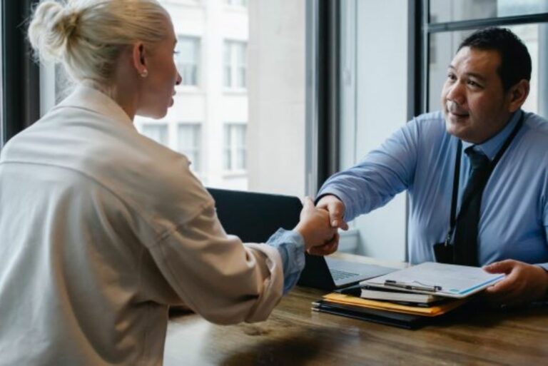 7 Essential CNA Interview Questions to Ask IntelyCare