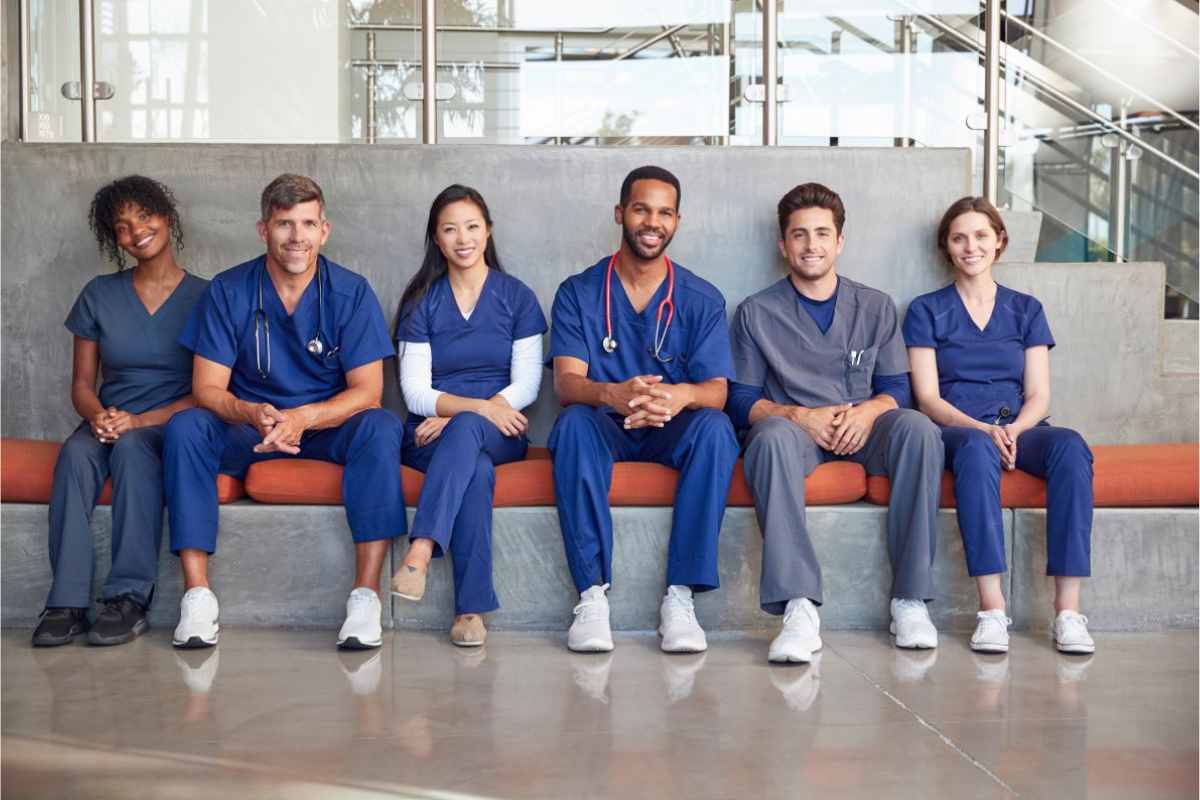 Do's and Don'ts of Creating Scrub Outfits - Grey's Anatomy Scrubs