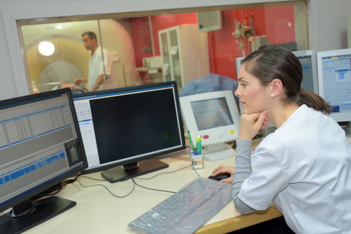 5 Ways a HIPAA Compliance Officer Can Support Your Facility