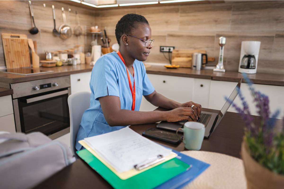 10 Work-from-Home Nurse Practitioner Jobs