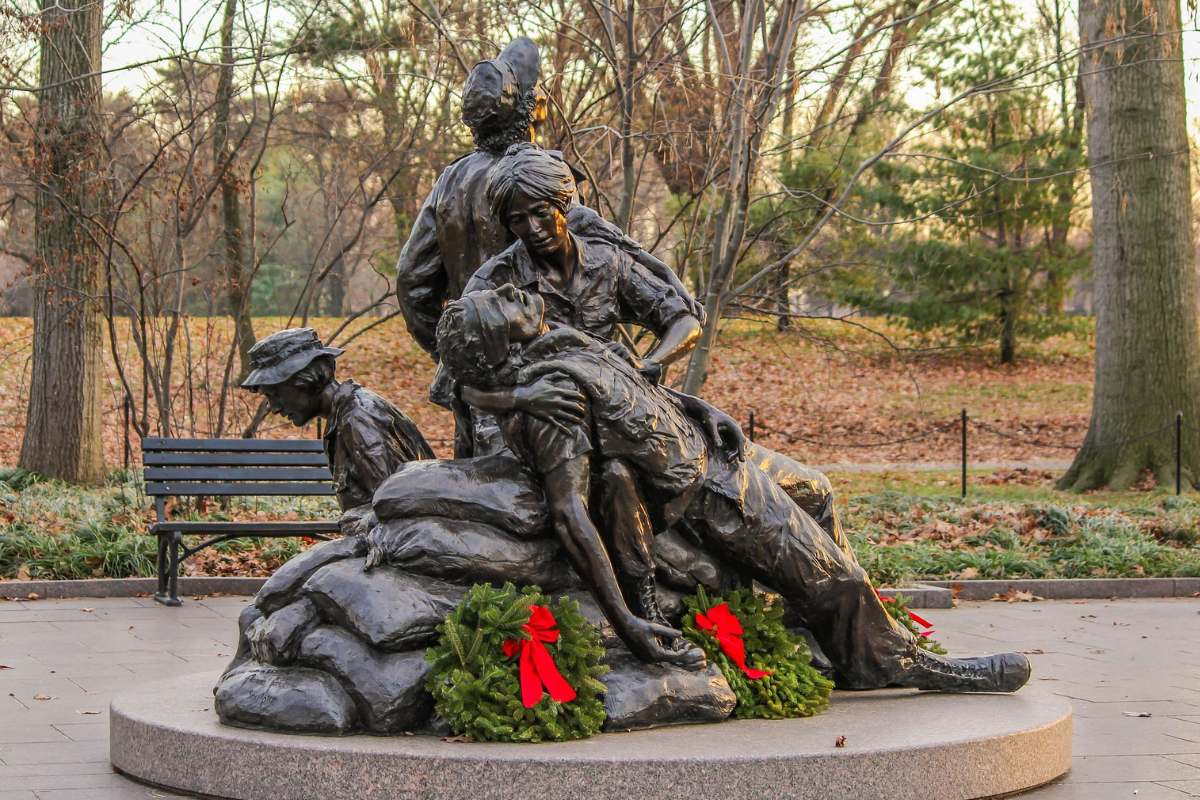 The Controversy Behind the Vietnam Nurses’ Memorial Sculpture