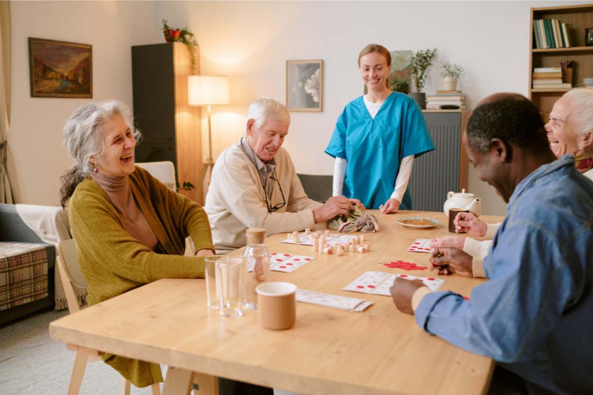 Assisted Living vs Nursing Home: What’s the Difference?
